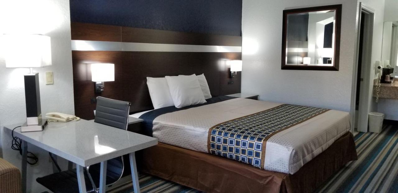Homebridge Inn And Suites Beaumont Zewnętrze zdjęcie