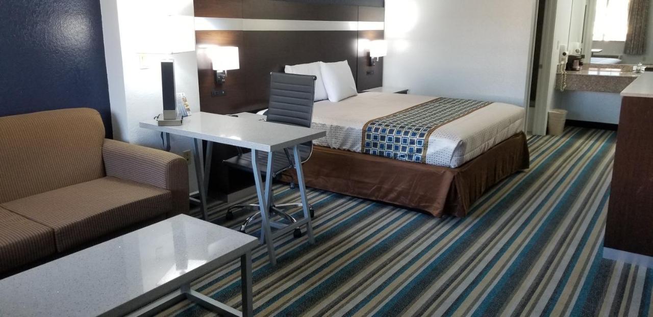 Homebridge Inn And Suites Beaumont Zewnętrze zdjęcie